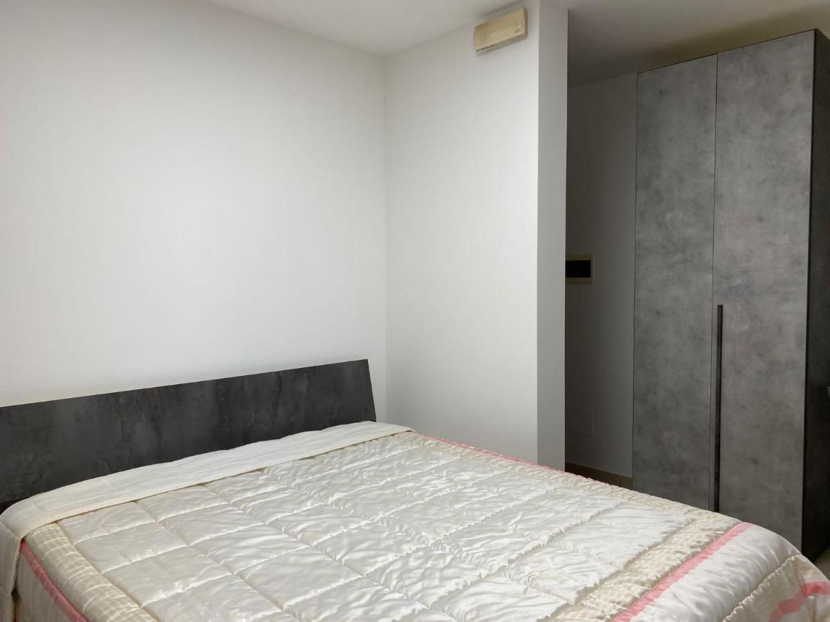 Room Mazzini Lecce Exterior foto